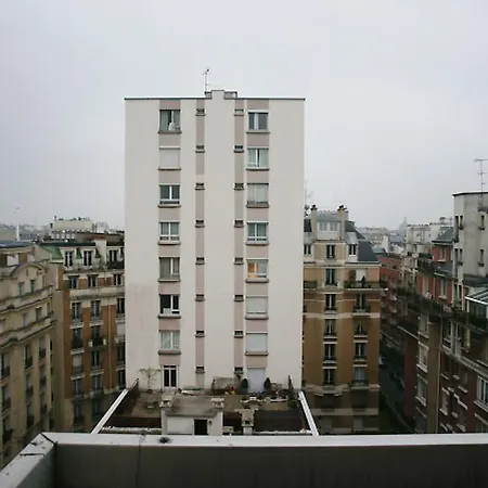 Batignolles - 4 Persons Paris